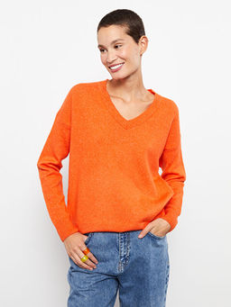 V Yaka D?z Uzun Kollu Kad?n Triko Kazak