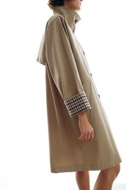 TRENCH OVERSIZE PU?O CUADROS / Tostado - Zara фото 4