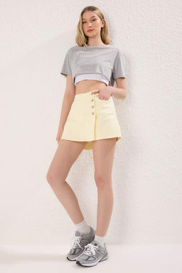 TRENDYOLMILLA Siyah Dugme Detayl? Kruvaze Yuksek Bel Denim Sort Etek TWOSS22SR0448  фото 2