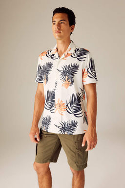 Рубашка из чесаного хлопка с короткими рукавами и воротником в стиле пэчворк стандартного кроя с принтом - Defacto фото 3