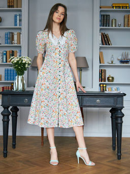 Платьеиз хлопка с кружевным воротником OD-948-1 желтые цветы на белом