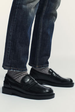 FLAT LOAFERS WITH RAISED VAMP