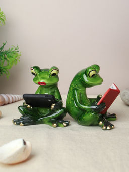 Цена за 2 шт. Фигурка Лягушка с книжкой и с паншетом 7 см / YX59003D /уп 2/48/ - Галеонтрейд фото 5