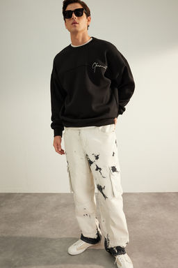 TRENDYOL MAN Limited Edition Siyah Oversize/Genis Kesim Designer Nak?sl? Ici Polarl? Sweatshirt TMNAW24SW00134 - Trendyolmilla фото 3