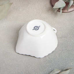 Салатник фарфоровый Magistro Лист, 200 мл, d=10 см, цвет белый  фото 3