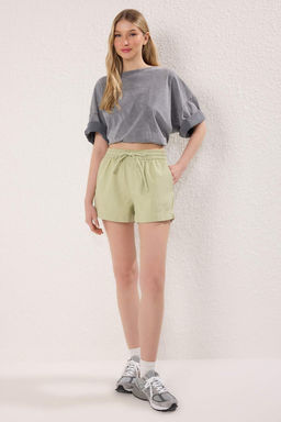 Trendyolmilla Haki Yuksek Bel Lastikli City Boy Denim Sort TWOSS25SR00215