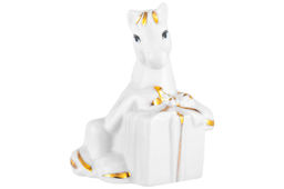 Фигурка декоративная 5,5*4,5*7 см Лошадь с подарком белая с золотом, фарфор - Elan gallery фото 3