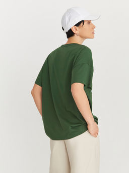 =Женская оверсайз футболка со спущенным плечом и оригинальным принтом JAGUARS - NEVERLATE фото 2