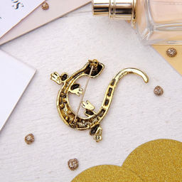 Брошь со стразами «Ящерица», разноцветная в чернёном золоте