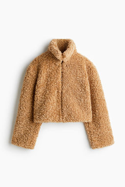 Chaqueta cropped de borreguito