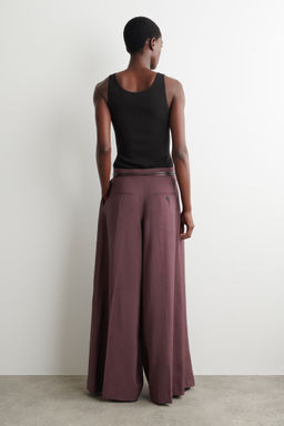 PANTAL?N WIDE LEG DE MODAL PINZAS