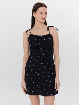 Сорочка ночная женская черная с цветочным принтом - Mark formelle фото 3