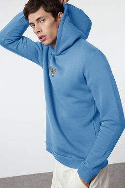 TRENDYOL MAN Mavi Regular/Normal Kesim Hayvan Nak?sl? Ici Polarl? Kapusonlu Sweatshirt TMNAW25SW00094 - Trendyolmilla фото 3