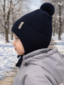 Шапка вязаная темносиняя