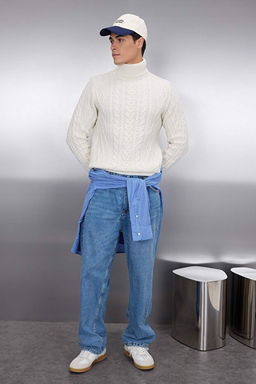 Ekru Slim Fit Y_nl_ Bal_k__ Yaka Sa_ _rg_ Triko Kazak TMNAW22KZ0302 - Trendyolmilla фото 2
