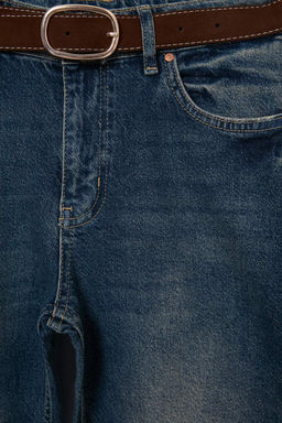 Koyu Mavi Az Esnek Normal Bel Flare Bootcut Jeans TWOAW27JE00141 - Trendyolmilla фото 2