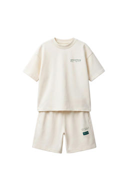 CONJUNTO CAMISETA Y BERMUDA INTERLOCK / Crudo