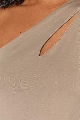 Vizon Asimetrik Yaka Asimetrik Yaka Cut Out Detayl? Alttan C?tc?l? Orme Body TWOSS23BD00014