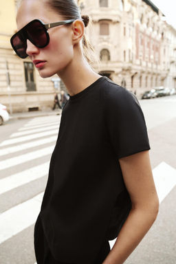 CAMISETA MANGA CORTA / Carb?n - Zara фото 5