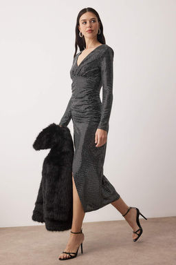 Gri Vucuda Oturan Payet Midi Astars?z Party Elbise TPRAW26EL00123