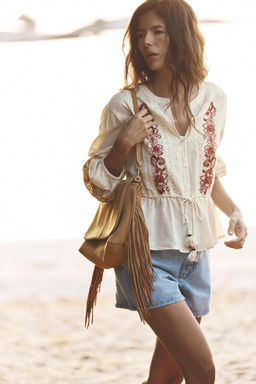 SPLIT SUEDE CROSSBODY BAG WITH FRINGING - Zara фото 2