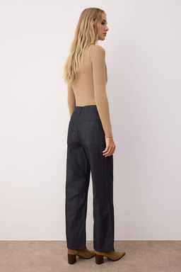 Koyu Mavi Nervur Detayl? Yuksek Bel Wide Leg Jeans TWOAW26JE00140
