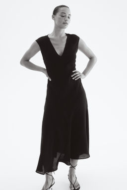 Vestido de sat?n con escote en V - H&m фото 3