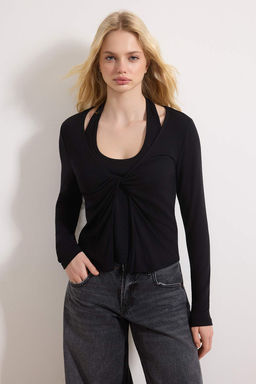 Siyah Fitted/Vucuda Oturan V Yaka Uzun Kollu Premium Yumusak Orme Bluz TWOSS26BZ00269