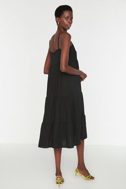 Siyah Etegi Volanl? Rahat Kesim Ask?l? Midi Dokuma Elbise TWOSS22EL1837