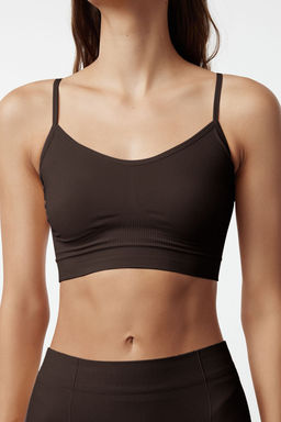 TRENDYOLMILLA Siyah Seamless/Dikissiz Balensiz Ip Ask?l? Orme Bustiyer THMAW21BS0002  фото 9