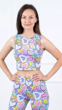 ТОП взрослый Евгения,цвет Калейдоскоп,сердечки х/б 92% лайкра 8%