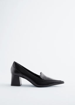 Zapatos de tac?n de piel tipo mocas?n