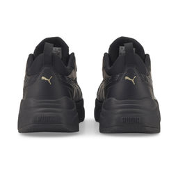 Кроссовки женские