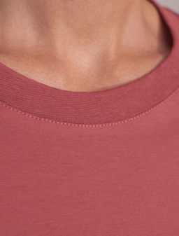 Свободная футболка из премиального хлопка с эластаном - Vilatte фото 2