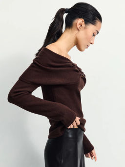 Джемпер со спущенными плечами / Zarina фото 4