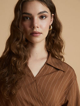 ?izgili Ba?lamal? Kad?n G?mlek