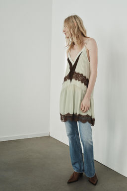 VESTIDO CORTO COMBINADO ENCAJE / Marr?n / Verde