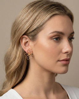 Стильные серьги