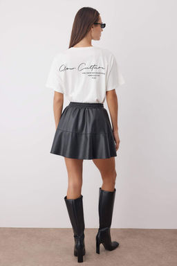 Siyah Buzgu Detayl? Mini Suni Deri Orme Etek TWOAW26ET00046 - Trendyolmilla фото 4