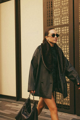 Koyu Kahverengi Oversize Yakas? Kurk Detayl? Suni Deri Mont TWOAW25MO00145 - Trendyolmilla фото 2