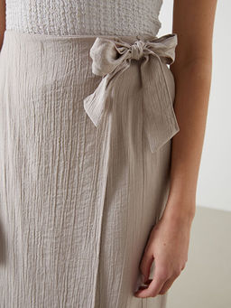 Beli Lastikli Kad?n Etek