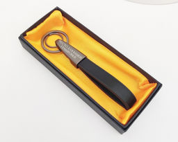 Брелок С Вашей гравировкой