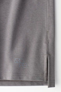 Sudadera de deporte en DryMove Regular Fit - H&m фото 6