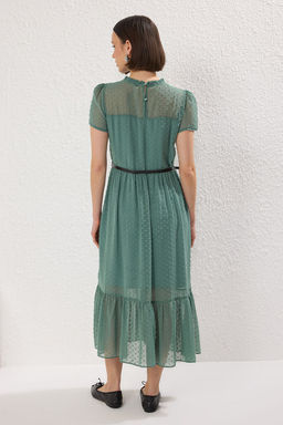 TRENDYOLMILLA Siyah Kemerli A Kesim Astarl? Midi Dokuma Elbise TWOSS20EL0983