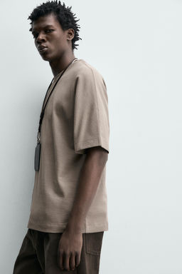 CAMISETA REGULAR FIT HEAVYWEIGHT / Marr?n / Topo - Zara фото 5