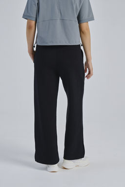 Брюки трикотажные Черный COMMUTE Knit Track Pants