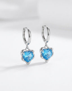 Стильные серьги