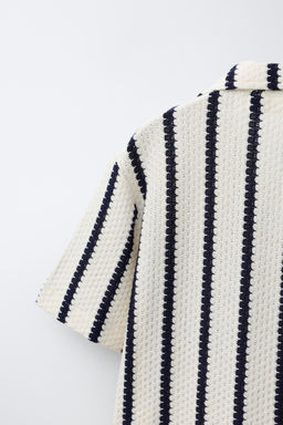 CAMISA PUNTO CROCHET RAYAS / Crudo - Zara фото 4