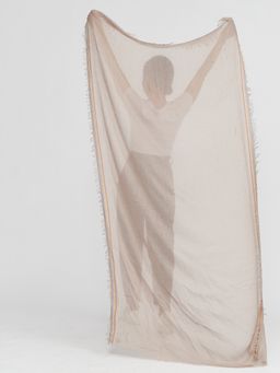 в составе шерсть  Легкий,мягкий палантин из новой необычной ткани елочка - Tantino фото 2