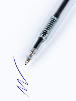 Цена за 2 шт. Подарочный набор, блокнот 9×10.4 см и мини-ручка «Котики»